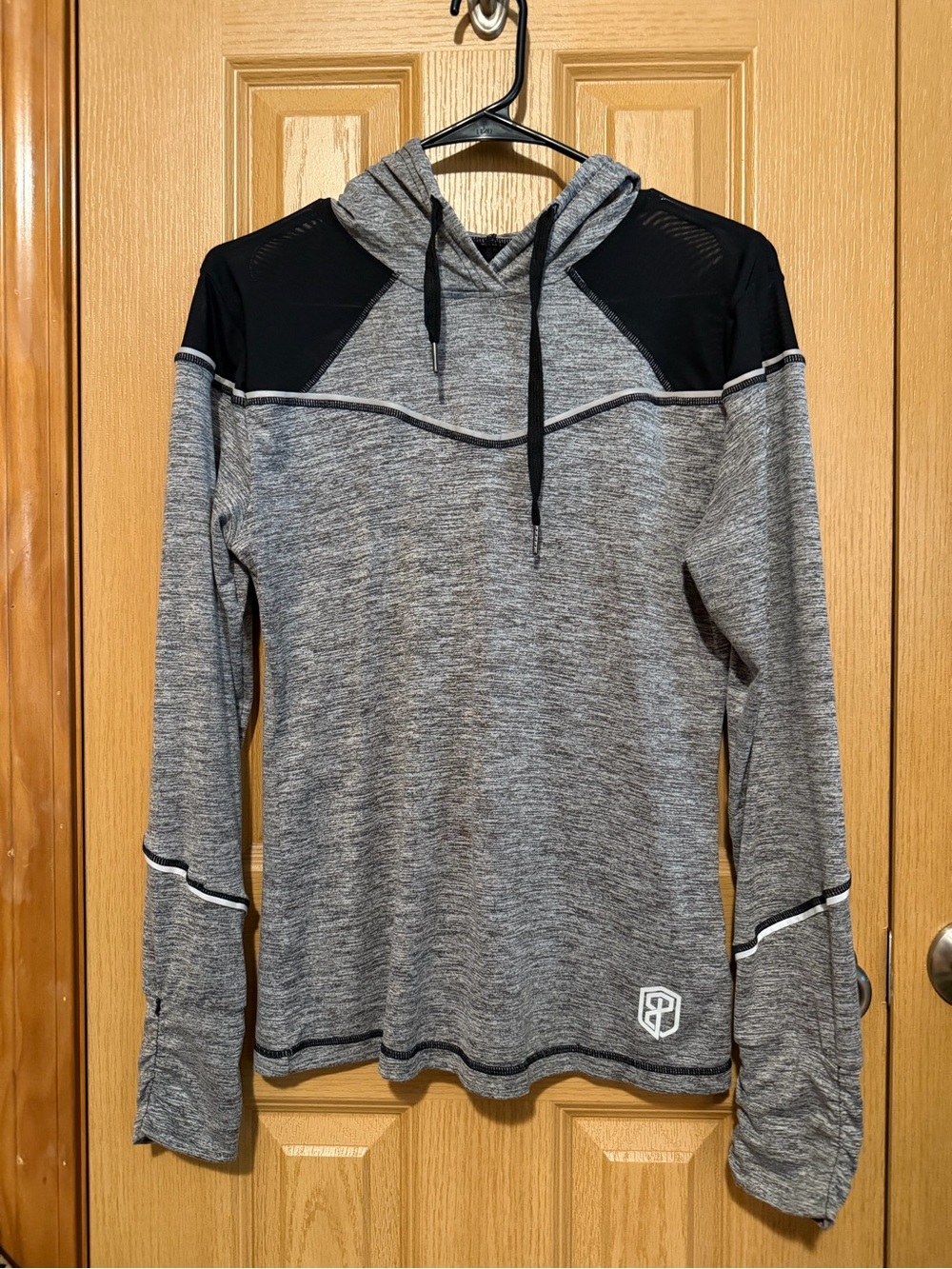 Born Primitive Women’s Lightweight Performance Hoodie Gray Black Mesh | Medium